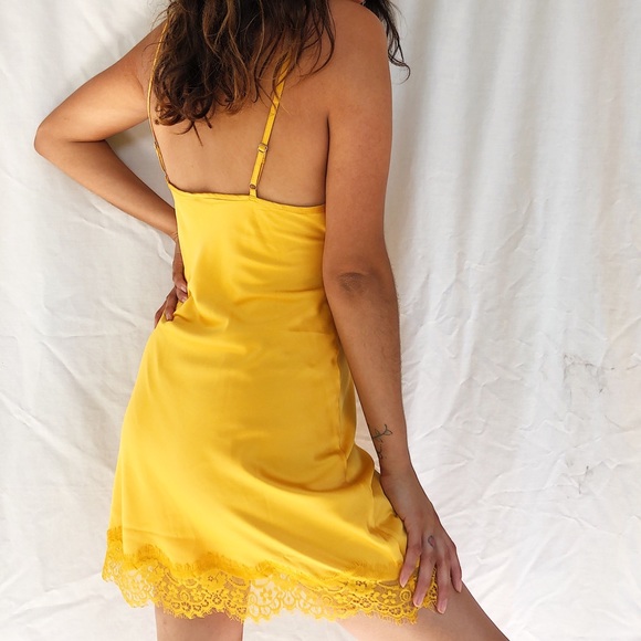 SOLD - Picture 3 of 4